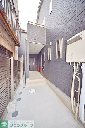 ナリトモ仁戸名B棟の物件内観写真